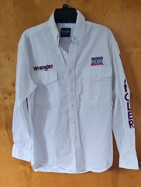 Wrangler United States Cowboy Tour Button-Up Shirt